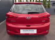 Hyundai i20 8