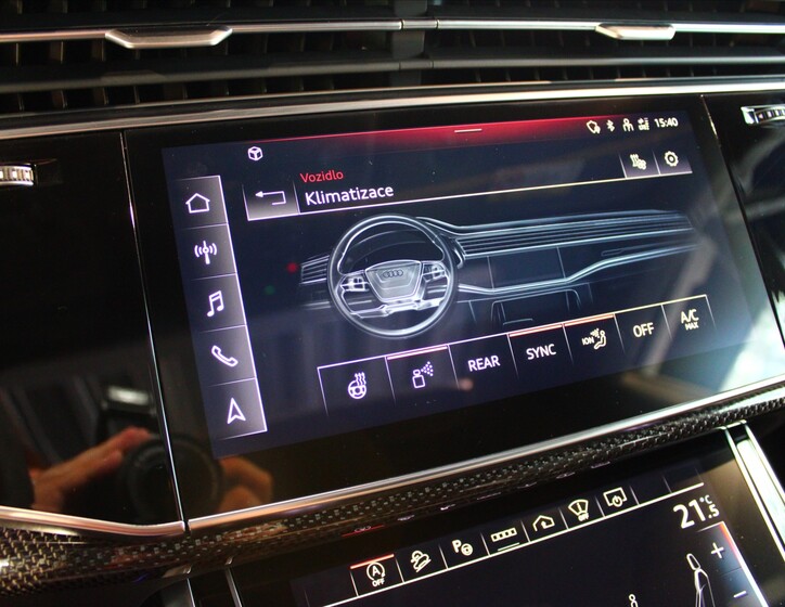 Audi SQ8 24