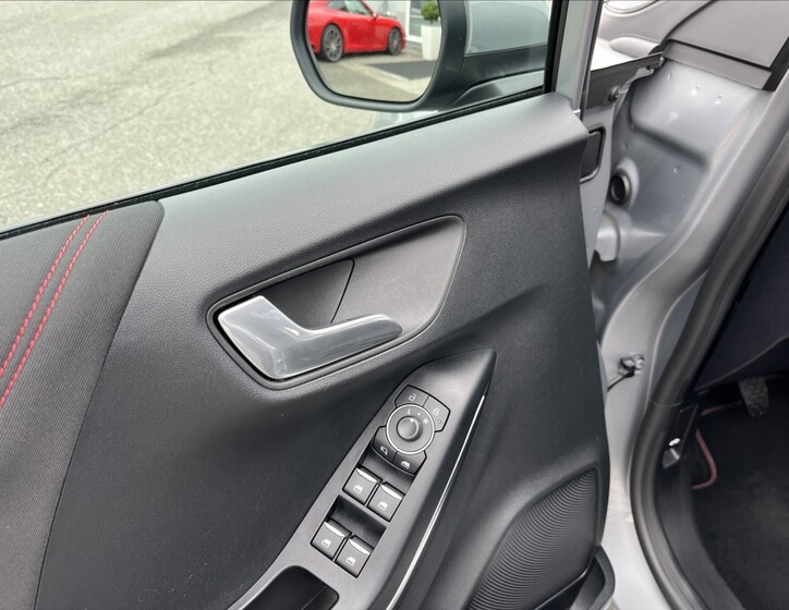 Ford Puma 42