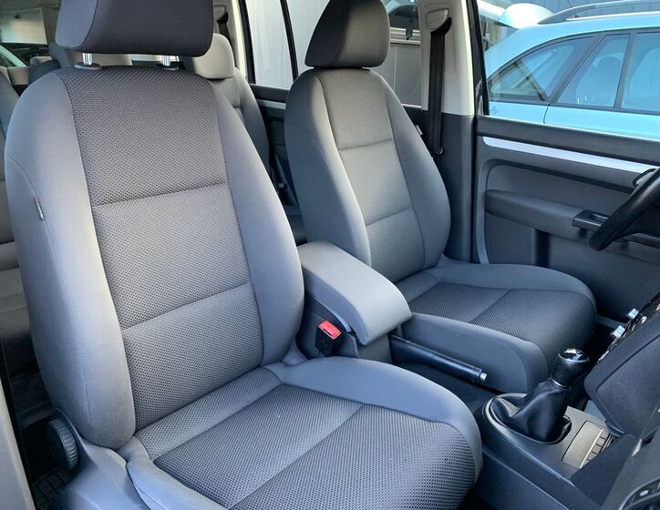 Volkswagen Touran 22
