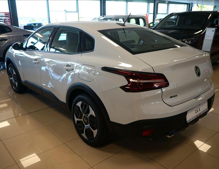 Citroën C4 X 3