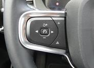 Volvo XC40 11