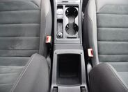 Volkswagen Golf 38