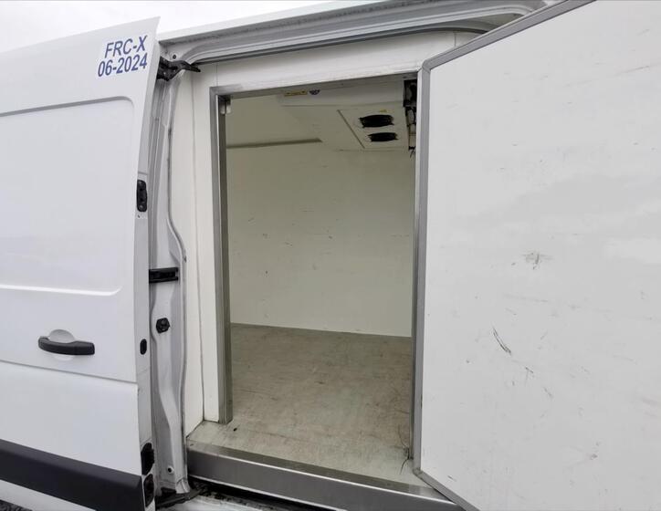 Renault Master 18