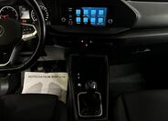 Volkswagen Caddy 19