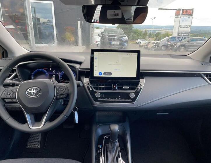 Toyota Corolla 13