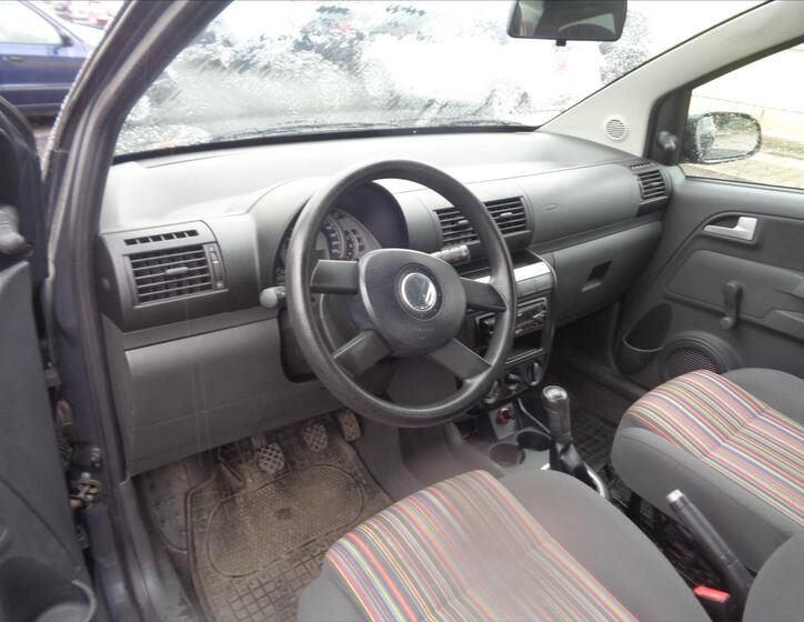 Volkswagen Fox 11