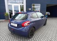 Peugeot 208 10