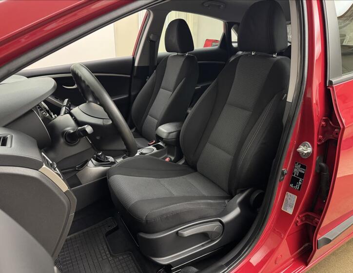 Hyundai i30 22