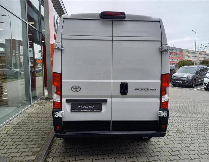 Toyota ProAce 5