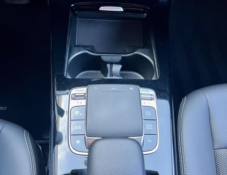 Mercedes-Benz CLA 43