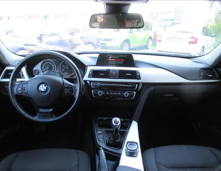 BMW Řada 3 9