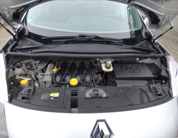 Renault Grand Scénic 46