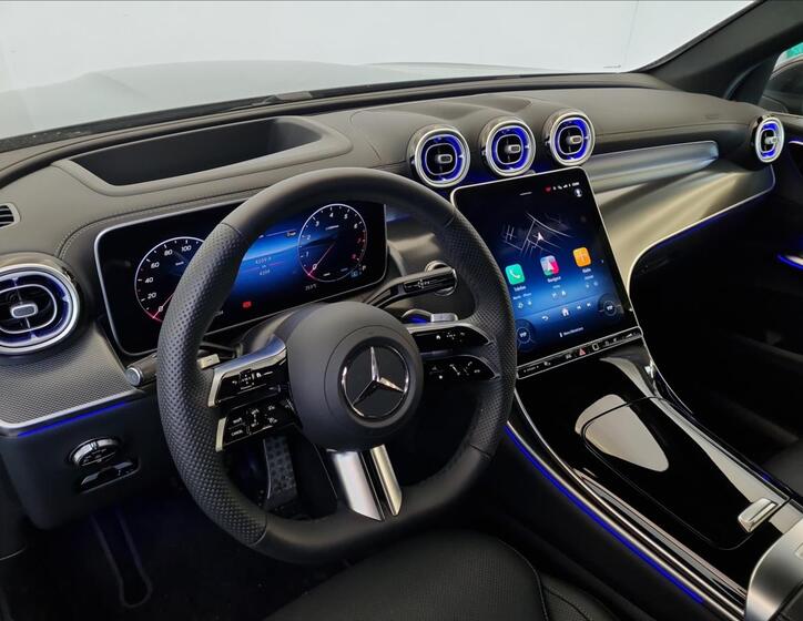 Mercedes-Benz GLC 9