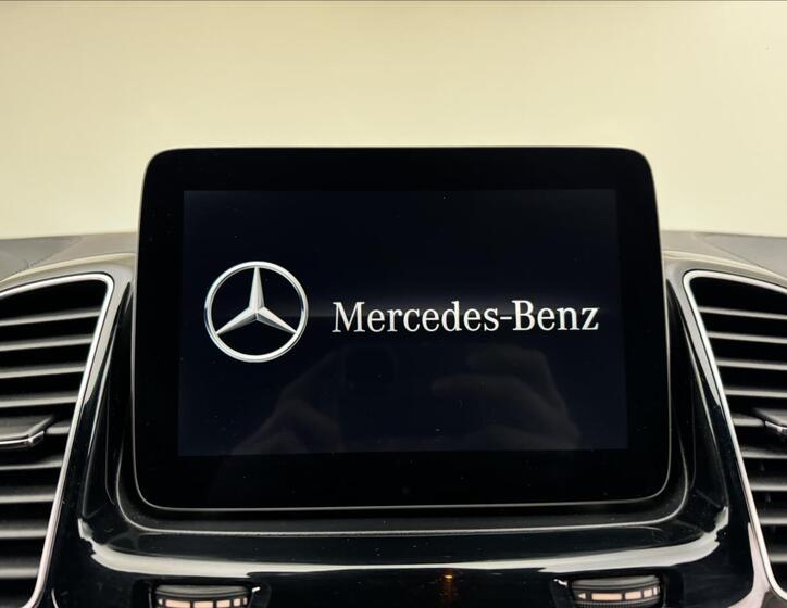 Mercedes-Benz GLE 21