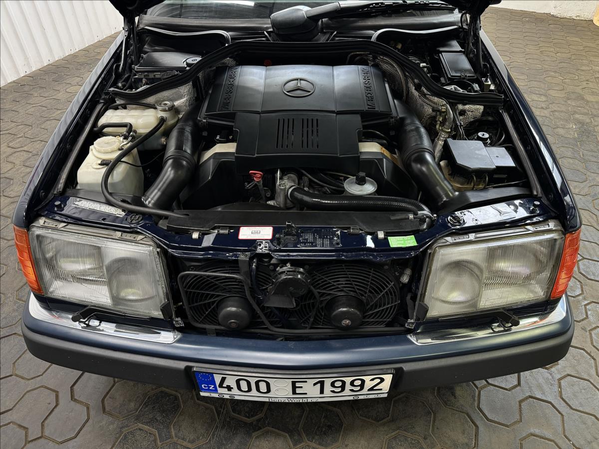 Mercedes-Benz 124