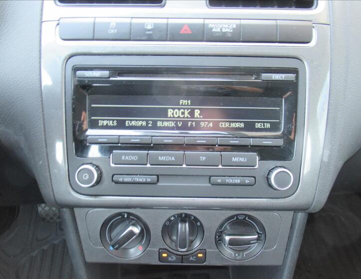 Volkswagen Polo 10
