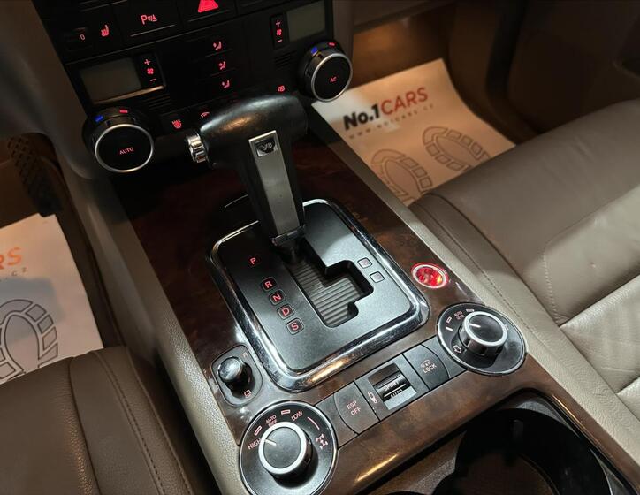 Volkswagen Touareg 14