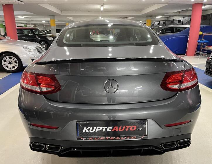 Mercedes-Benz Třídy C 6