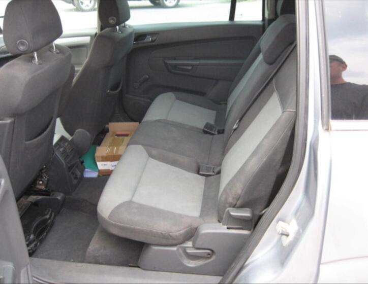 Opel Zafira 7