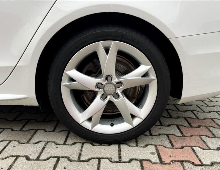 Audi A4 41