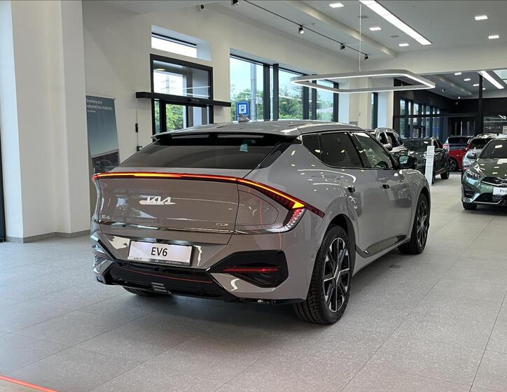 KIA EV6 5