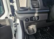 Ford Transit 8