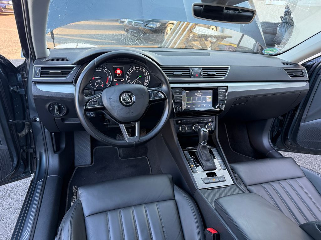 Škoda Superb