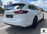 Opel Insignia 9