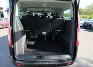 Ford Tourneo Custom 32