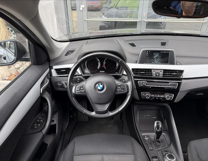 BMW X1 13