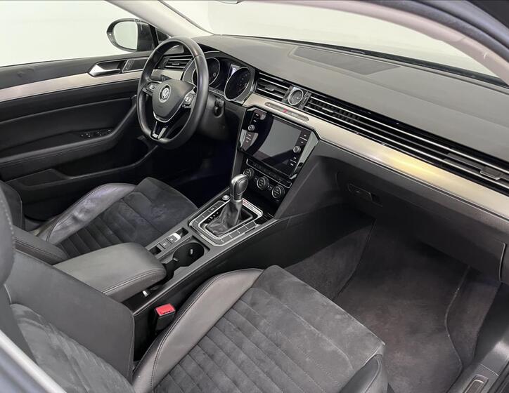 Volkswagen Passat 19