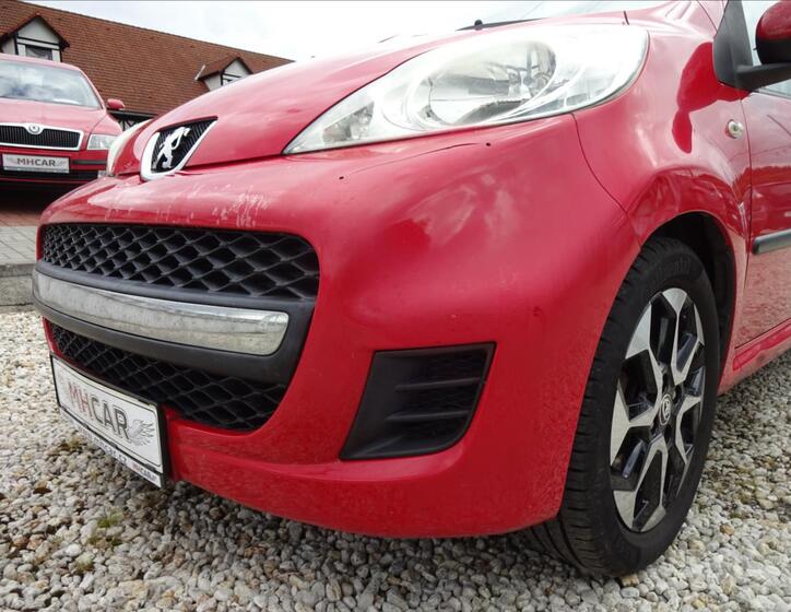 Peugeot 107 12