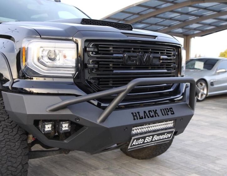 GMC Sierra 9