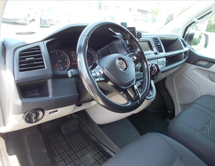 Volkswagen Transporter 22