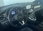 Mercedes-Benz Třídy V 9
