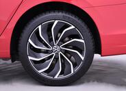 Volkswagen Golf 32