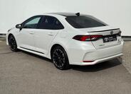Toyota Corolla 4