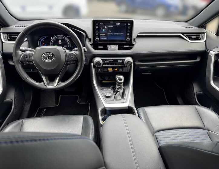 Toyota RAV4 10