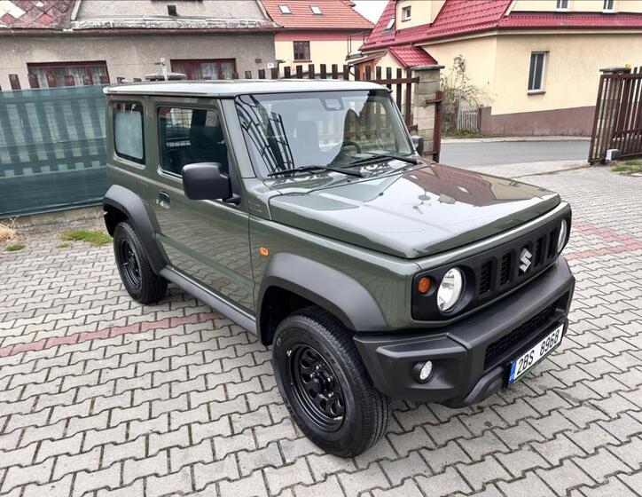 Suzuki Jimny 1