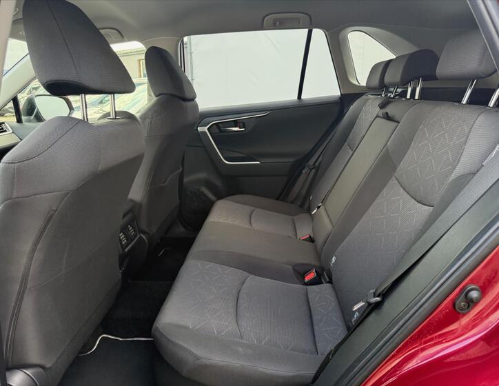 Toyota RAV4 10