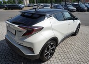 Toyota C-HR 4