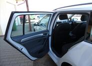 Volkswagen Golf 16