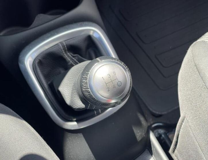Toyota Yaris 22