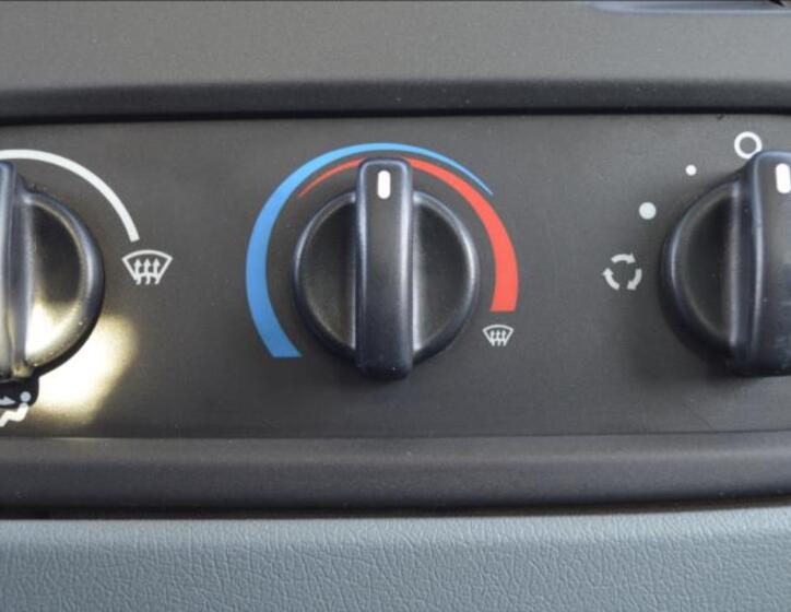 Ford Transit 16