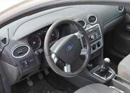 Ford Focus 14