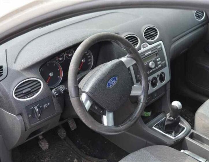 Ford Focus 14