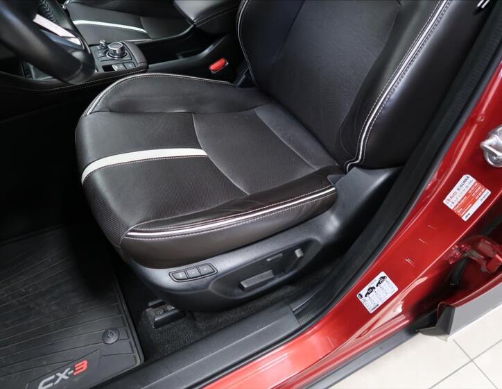 Mazda CX-3 24
