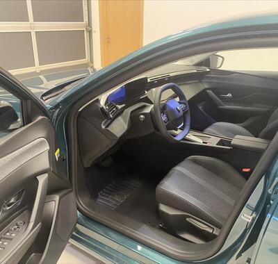 Peugeot 308 7