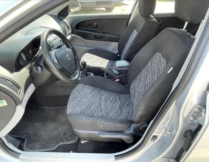 KIA Ceed 8